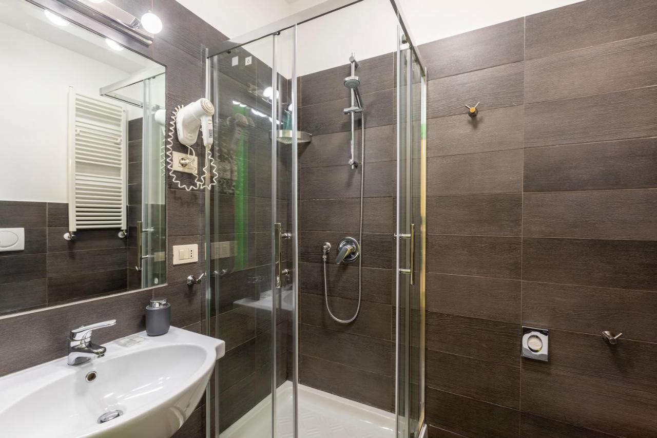 La Riviere Guesthouse Trastevere Roma Ngoại thất bức ảnh